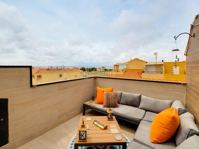 Foto a9d80b04-8e24-4041-948c-e3eeb0c44aae. Casa amb piscina a Zona Carrefour - Urbanizaciones Torrevieja