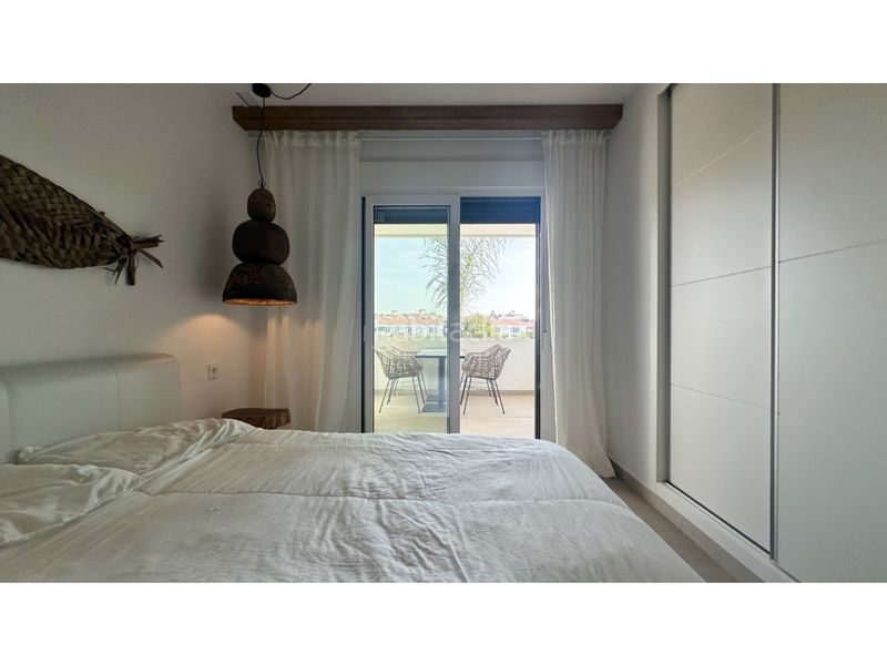 Foto 0df8716e-672a-4c61-a181-31757fa15a99. Apartament amb piscina a Playa Flamenca Orihuela