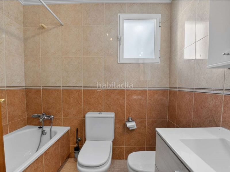 Foto 1aa09270-da10-4d67-a91e-d29d99f1d843. Apartament a Parque de las Naciones Torrevieja