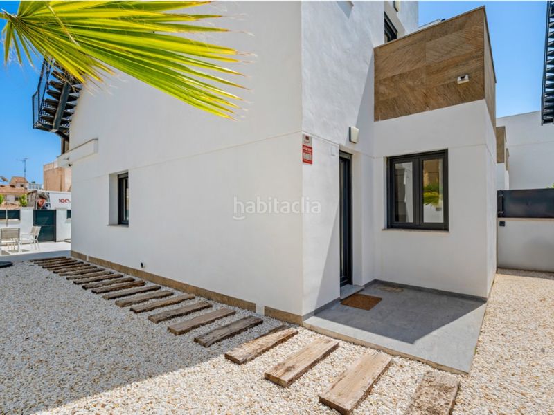 Foto f1a82199-36ac-4646-826a-9935ed4c403f. Casa amb piscina a Zona Carrefour - Urbanizaciones Torrevieja