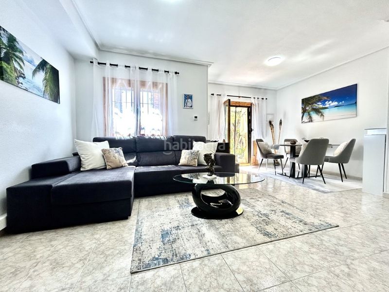 Foto 87fa9e7e-1f81-4060-b894-949a84cea181. Casa a Playa Flamenca Orihuela