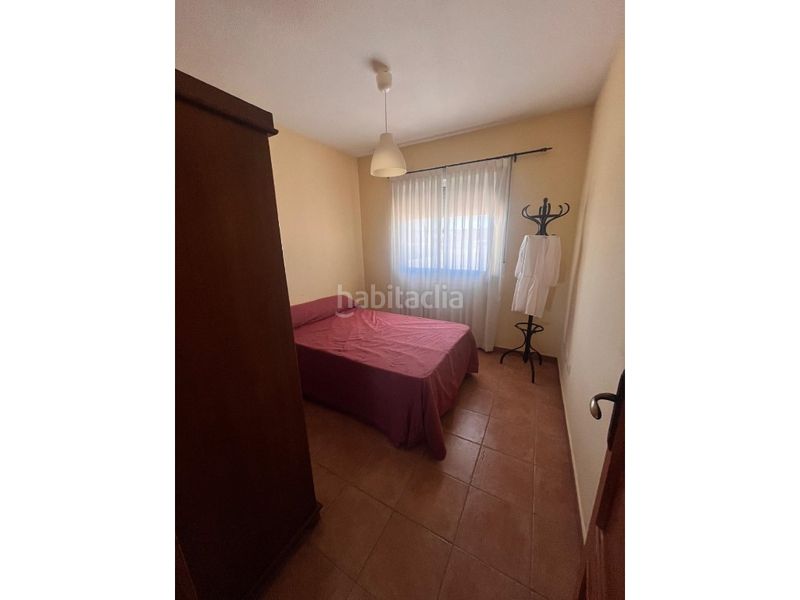 Foto bb0af5ff-b93a-4c48-bbd8-b0b850ccc0d9. Casa a Daya Nueva