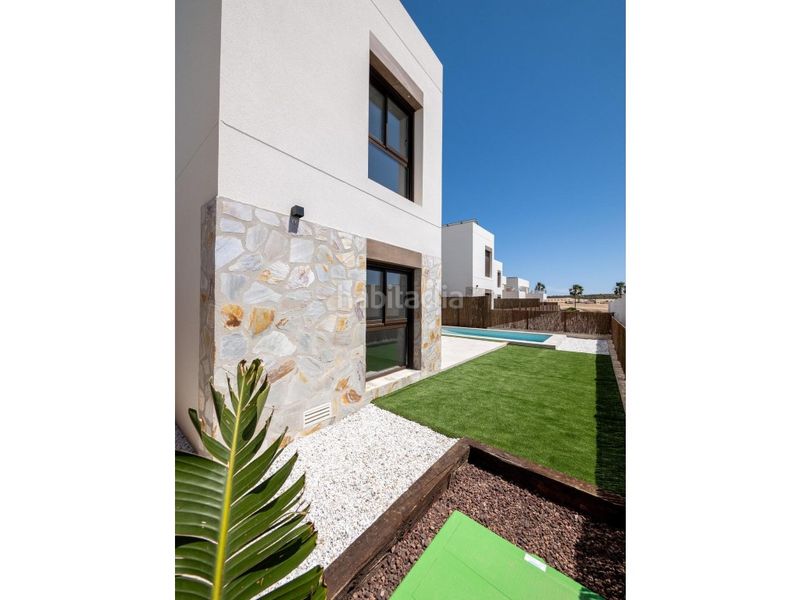 Foto a4e5f9f2-62eb-4ccc-9adf-06ac75a57479. Casa amb piscina a Algorfa