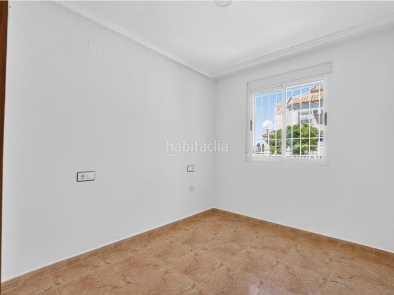 Foto 2a68968d-2c76-46dd-b377-f8dfdeb06988. Apartament amb piscina a Zona Carrefour - Urbanizaciones Torrevieja