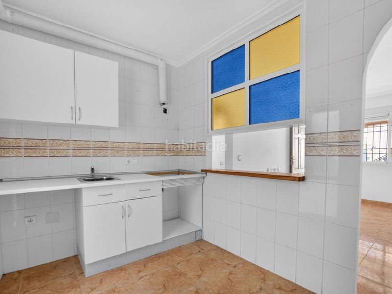 Foto 76334b84-f413-4e7f-be7b-bafbe2248370. Apartament amb piscina a Zona Carrefour - Urbanizaciones Torrevieja