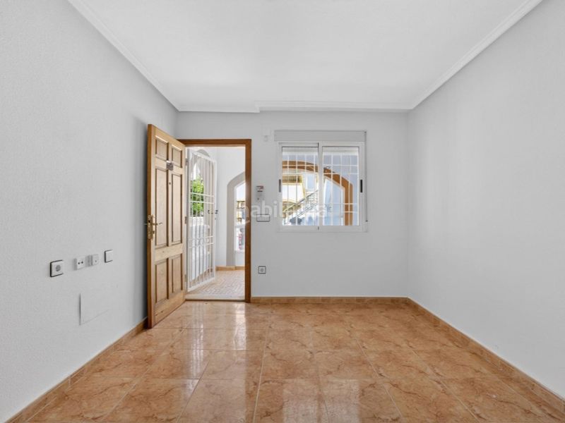 Foto d1b30a86-03c9-4401-9e64-59a6d4094c5b. Apartament amb piscina a Zona Carrefour - Urbanizaciones Torrevieja