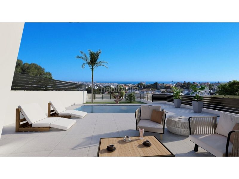 Foto 49788696-b39c-424b-a477-fe74e14b2816. Casa amb piscina a Los Balcones-Los Altos Torrevieja