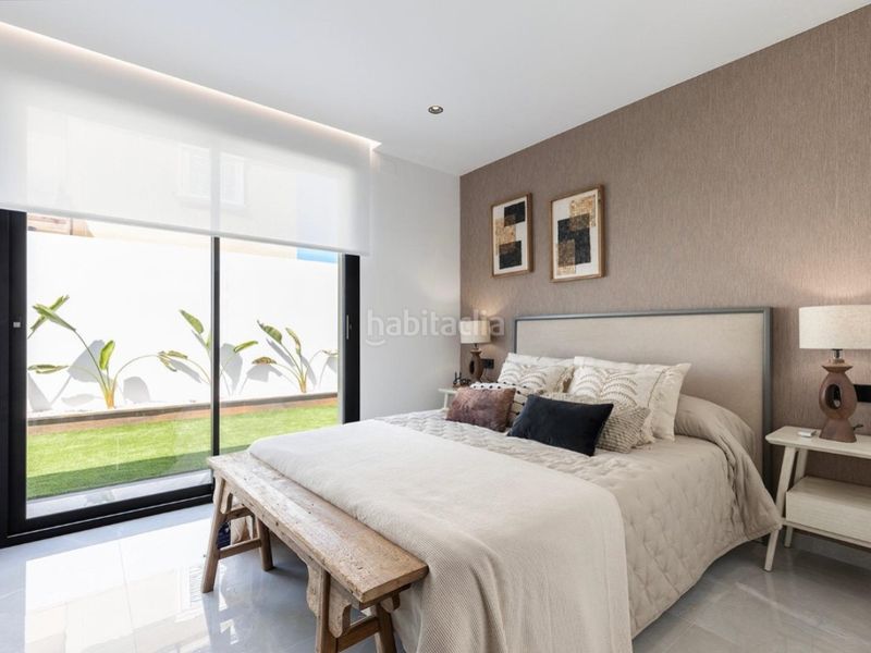 Foto 908f5b5f-2996-4c05-8597-71084da7b365. Casa amb piscina a Los Balcones-Los Altos Torrevieja