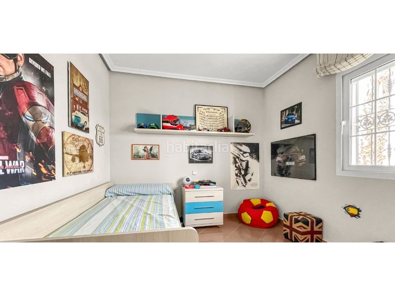 Foto b673e4e8-df47-4468-bd39-f4a54b85e16b. Casa amb aparcament piscina a Lomas de Cabo Roig - Los Dolses Orihuela