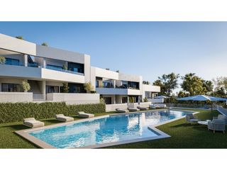 Casa en San Miguel de Salinas. Bungalows de obra nueva en san miguel de salinas con 2 piscinas