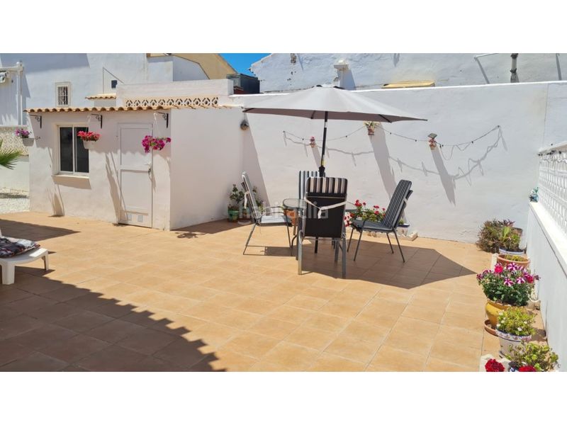 Foto 0cf6eb16-5e90-4869-b53b-61c10bc9539e. Casa amb piscina a La Florida Orihuela