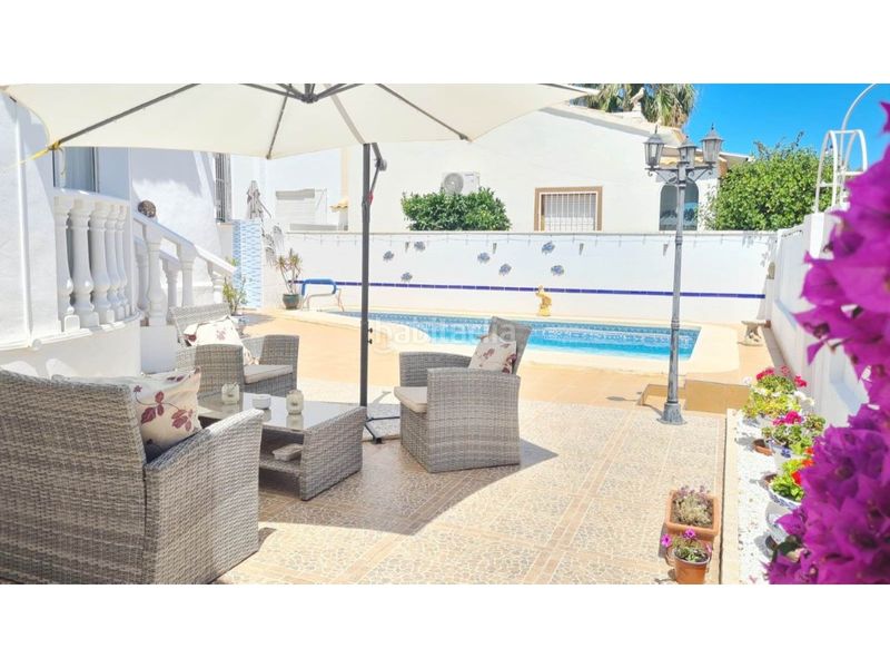Foto 0d94f50a-59e1-467f-9baf-eb489d69b13d. Casa amb piscina a La Florida Orihuela