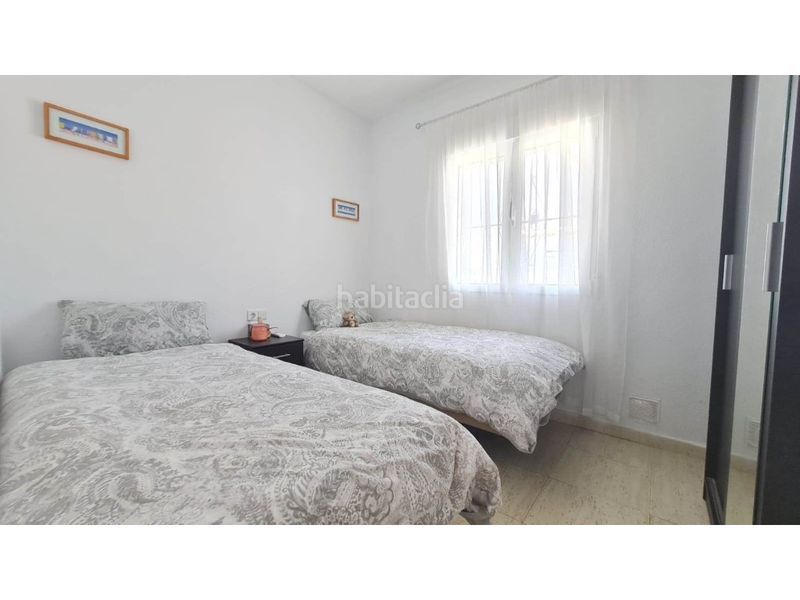 Foto d4eb43e6-1632-45c2-872f-f18aa680b2ee. Casa amb piscina a La Florida Orihuela