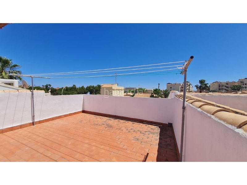 Foto eca3f90c-8017-4c16-8392-001ed4f74bf8. Casa amb piscina a La Florida Orihuela