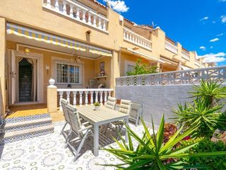 Casa adossada a Puerto Deportivo
