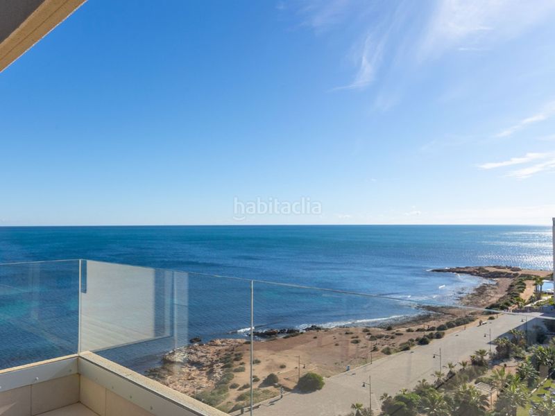 Foto e3ce8cb1-ae71-417d-9d95-e25ad42e3e80. Àtic amb aparcament a Punta Prima Torrevieja