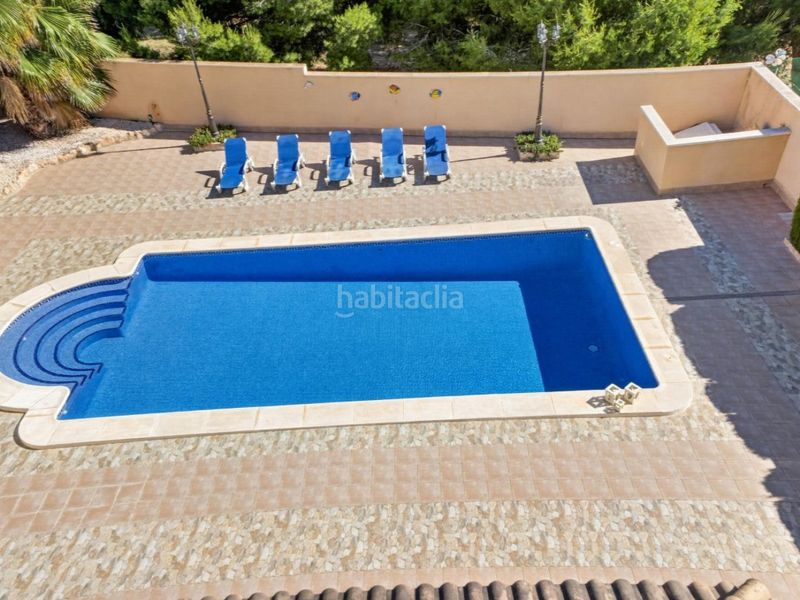 Foto 93263630-3647-4529-a06b-407bf719ba31. Casa amb piscina a La Zenia Orihuela