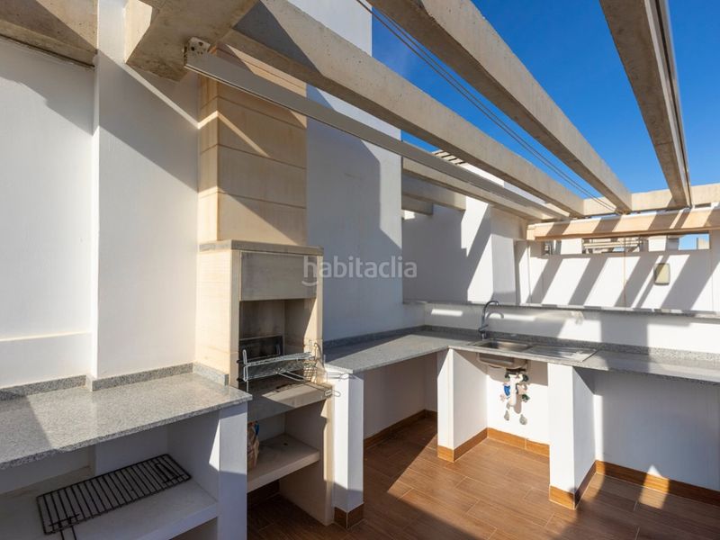 Foto be897b96-f087-46d6-8278-aa2f8fe1f7ca. Àtic amb aparcament a Punta Prima Torrevieja