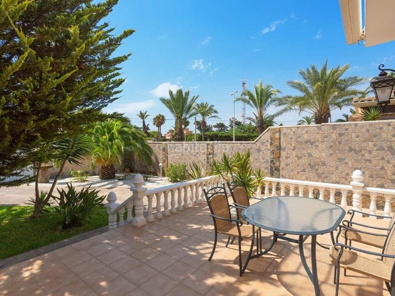 Foto 5a983343-5e99-4481-9d7e-8de2542103ac. Casa amb aparcament piscina a Cabo Roig Orihuela