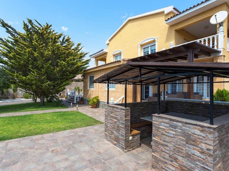 Foto 92c66a3e-01e9-451d-ba4c-f7eabd364537. Casa amb aparcament piscina a Cabo Roig Orihuela