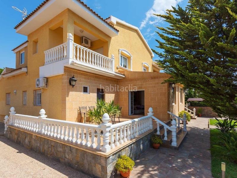 Foto cfbbd71b-a83c-4e9e-a447-797e6aaa23f4. Casa amb aparcament piscina a Cabo Roig Orihuela