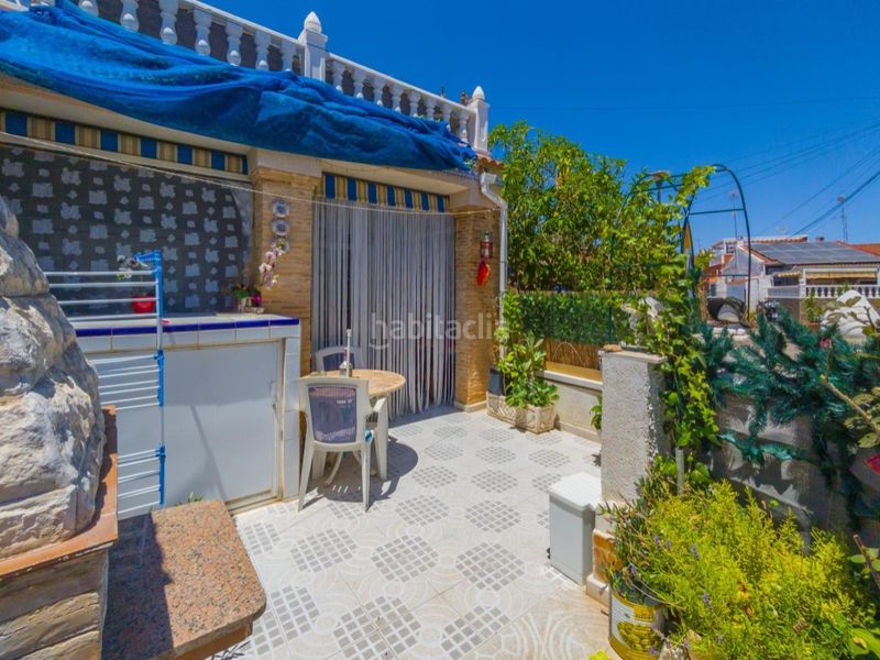 Foto d9167f0f-01ac-4d38-b5a0-6782f7ca1e3c. Casa a Zona Carrefour - Urbanizaciones Torrevieja
