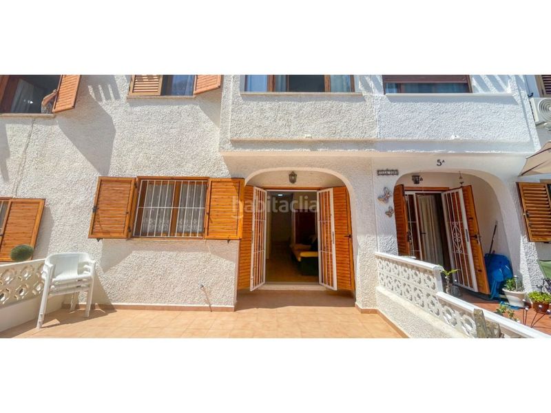 Foto 7de869a6-62b6-4918-a18a-a60d7722d839. Casa amb aparcament a Playa Flamenca Orihuela