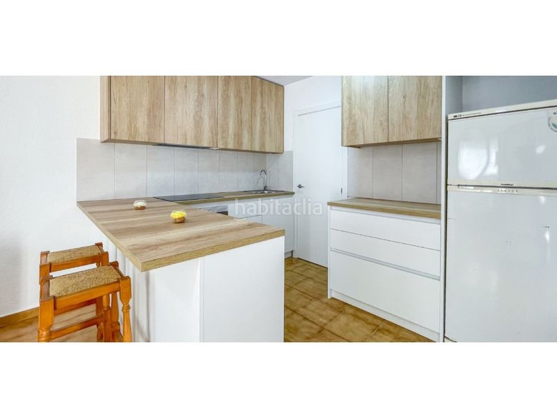 Foto e915f42f-f60a-4397-8c54-9c2c0f2283c1. Casa amb aparcament a Playa Flamenca Orihuela