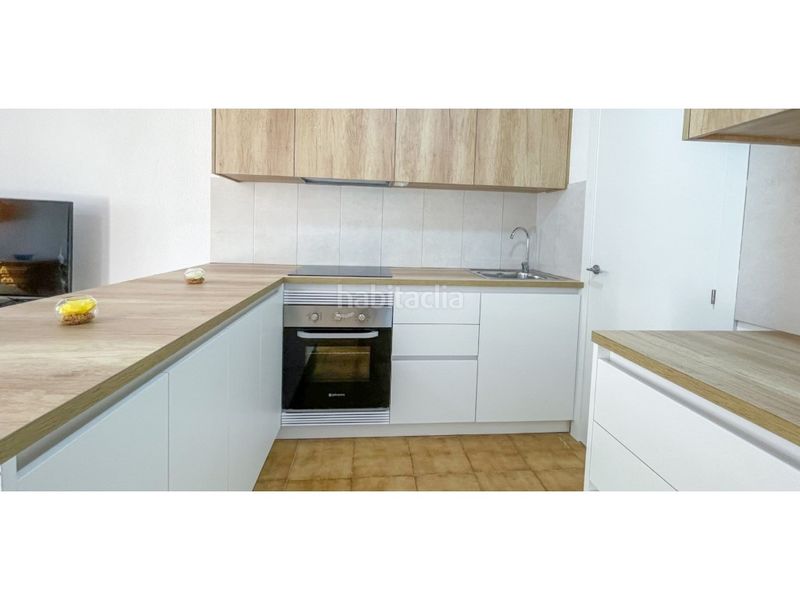 Foto f763d1e5-b864-4342-8f33-fe6483101846. Casa amb aparcament a Playa Flamenca Orihuela
