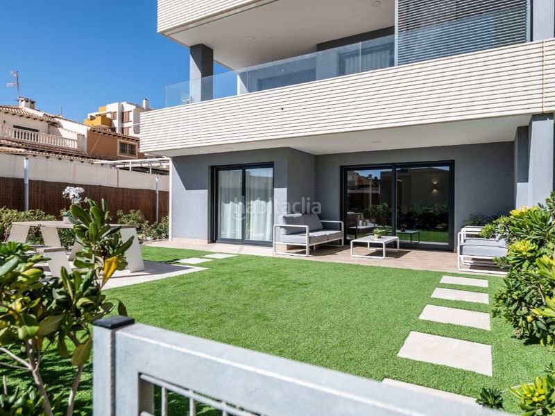 Foto 29a44c41-8fc3-4a3c-b240-7d13c2dc0589. Apartament amb piscina a Punta Prima Torrevieja