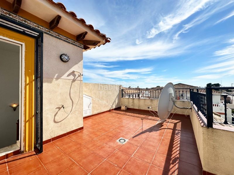 Foto 70c9cbef-8601-45e8-aeff-1a565efb3ccd. Casa amb piscina a Lomas de Cabo Roig - Los Dolses Orihuela
