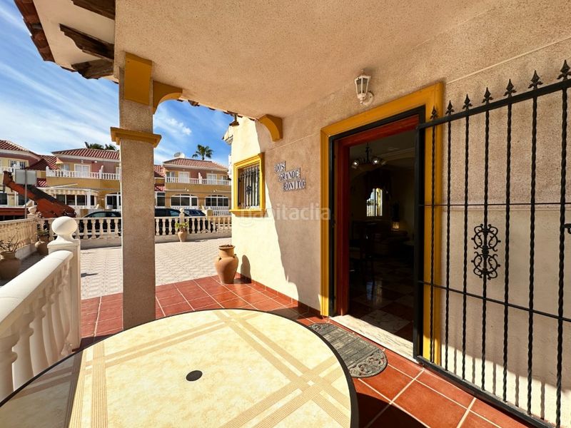 Foto a45b4e05-83c0-4367-b064-1183bc216ba3. Casa amb piscina a Lomas de Cabo Roig - Los Dolses Orihuela