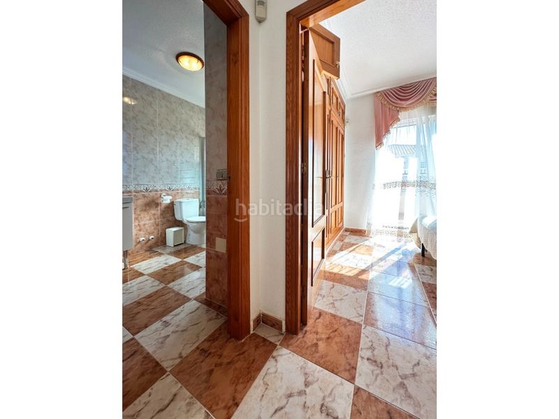 Foto e60a86b2-fbbb-491d-b879-5e5bf54fcb58. Casa amb piscina a Lomas de Cabo Roig - Los Dolses Orihuela