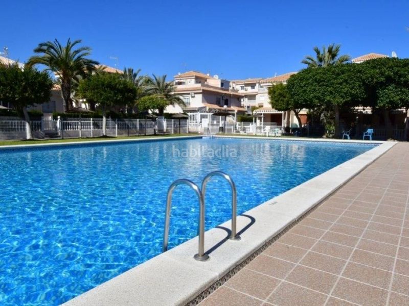 Foto 92271187-e4e9-4d07-a693-dddd0ddae538. Casa amb piscina a Playa Flamenca Orihuela
