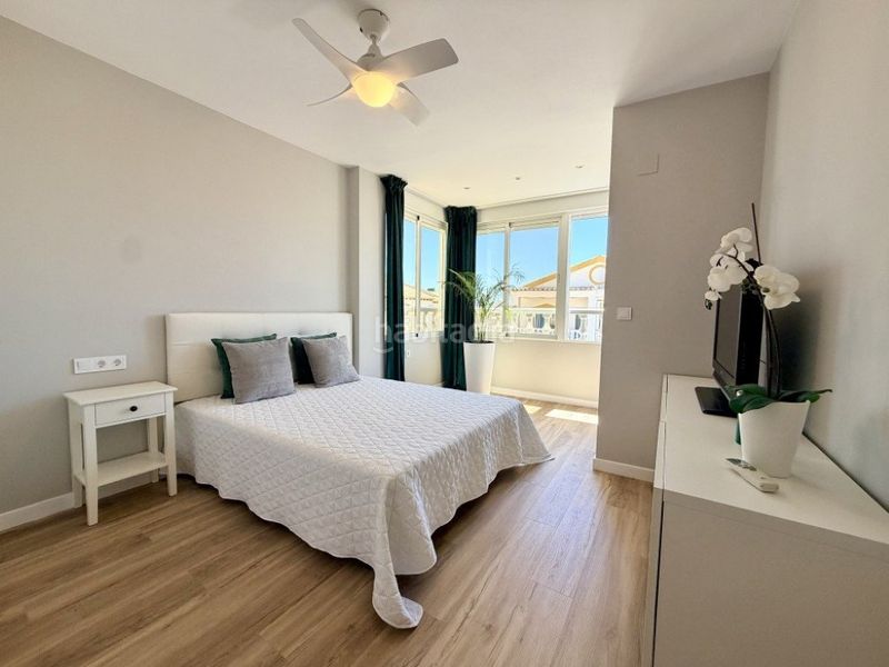 Foto 28cd66b8-2bd9-4d7f-850a-ff8a84dd1c3f. Casa amb aparcament a Los Balcones-Los Altos Torrevieja