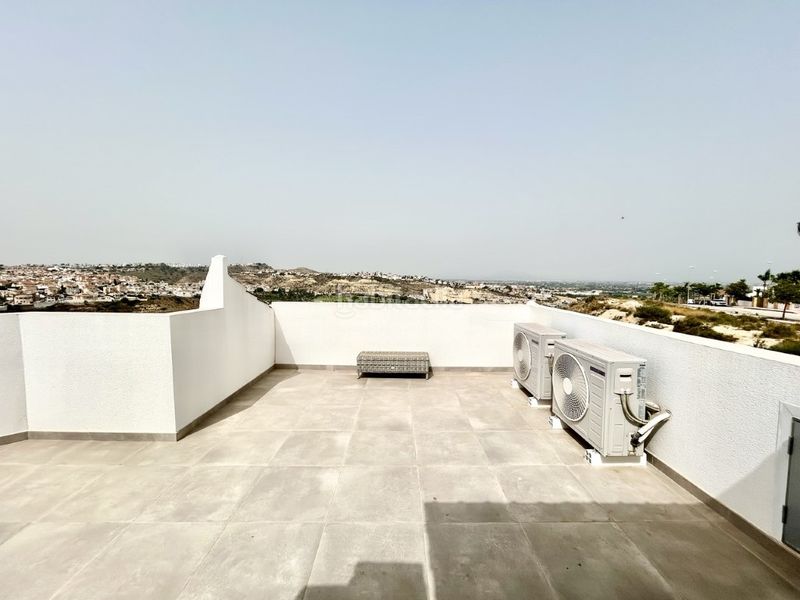 Foto 319ca0cf-1324-4246-aa0b-82e7f16ff6dc. Casa amb piscina a Centro de la Ciudad Quesada Rojales
