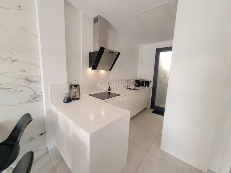 Foto aa7a1dff-68d0-46ca-aec4-6993ba2992ca. Casa amb piscina a Los Almendros Orihuela