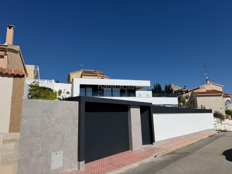 Foto 036490be-b2de-412f-a623-24c09fe2ae14. Casa amb piscina a La Marquesa Rojales