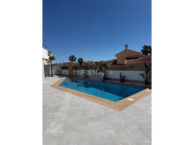 Foto cd26e825-e273-43dd-a024-fcbbcc5188b4. Casa amb piscina a La Marquesa Rojales