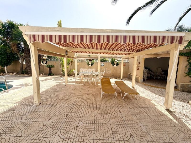 Foto f93d85bb-9490-479c-9bb0-41d2a1e08e51. Casa amb calefacció aparcament piscina a Centro de la Ciudad Quesada Rojales
