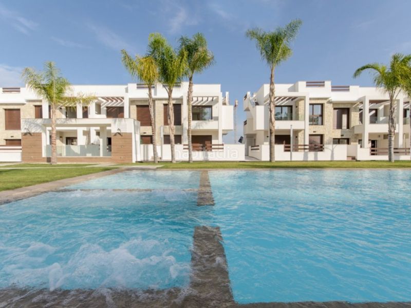 Foto d1b62027-0065-4e90-9efb-261a886f34b9. Casa amb piscina a Los Balcones-Los Altos Torrevieja