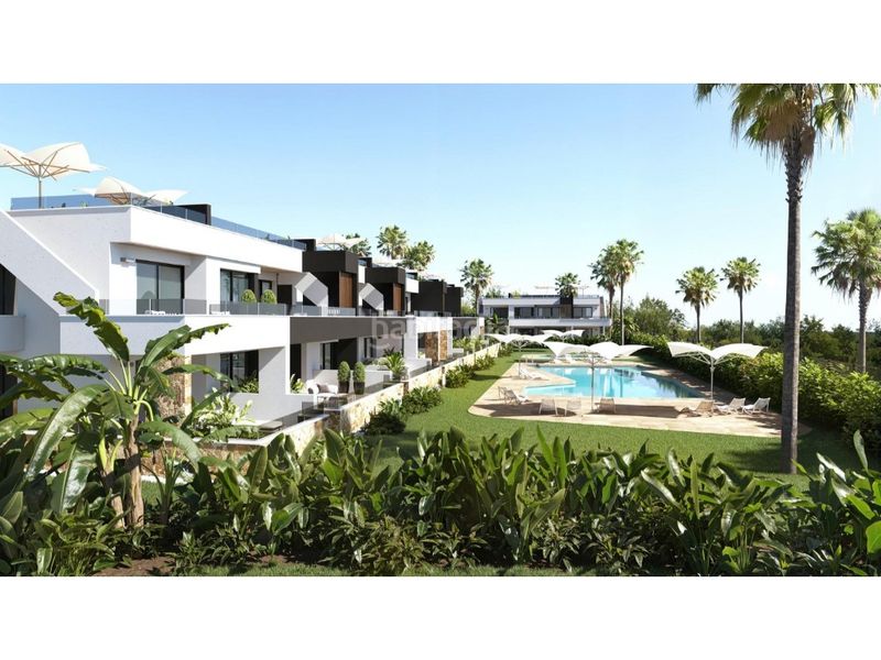 Foto d5cf322a-6795-4852-ae78-b6626ccc5969. Casa amb piscina a Lo Marabú Rojales