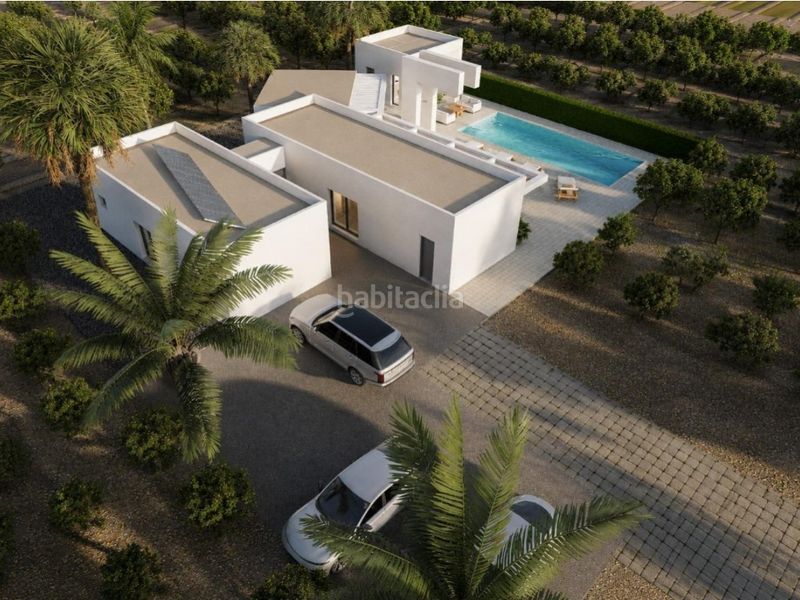 Foto f72afcf6-f571-436c-baee-a9174a0a1196. Casa amb piscina a Benejúzar