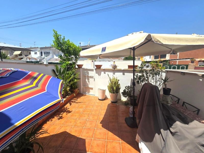 Foto eb20324f-fa54-4756-8a42-cd1ca5d70067. Casa amb piscina a Los Balcones-Los Altos Torrevieja