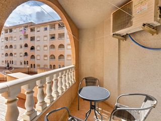 Apartment  Calle loma la. Apartamento de 2 habitaciones en el centro de torrevieja