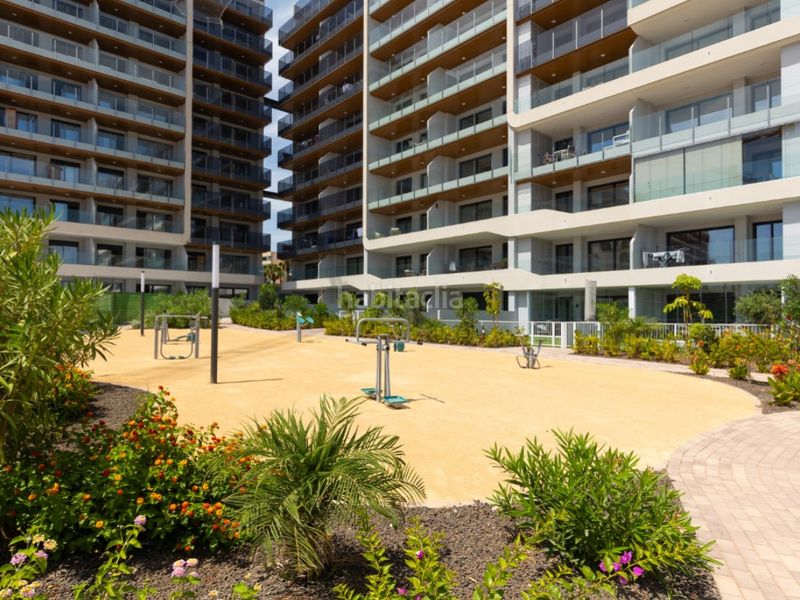 Foto 173b9aec-c294-40b5-87bd-20bf8fb7be9a. Apartament amb aparcament a Punta Prima Torrevieja