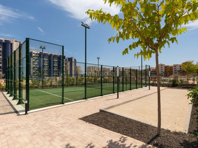 Foto 6c835b00-87bb-4c43-a9af-913ff941afd0. Apartament amb aparcament a Punta Prima Torrevieja