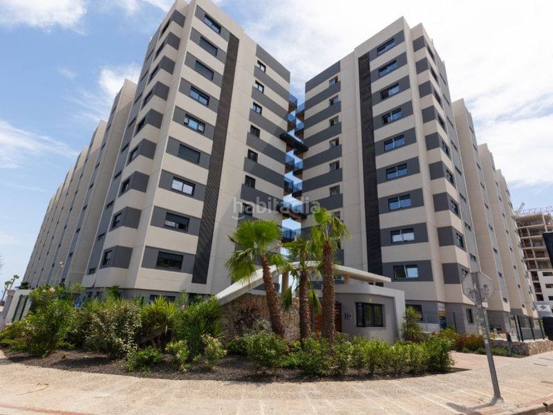 Foto f93ddb44-2fc0-4675-91a7-19fb70bc94af. Apartament amb aparcament a Punta Prima Torrevieja