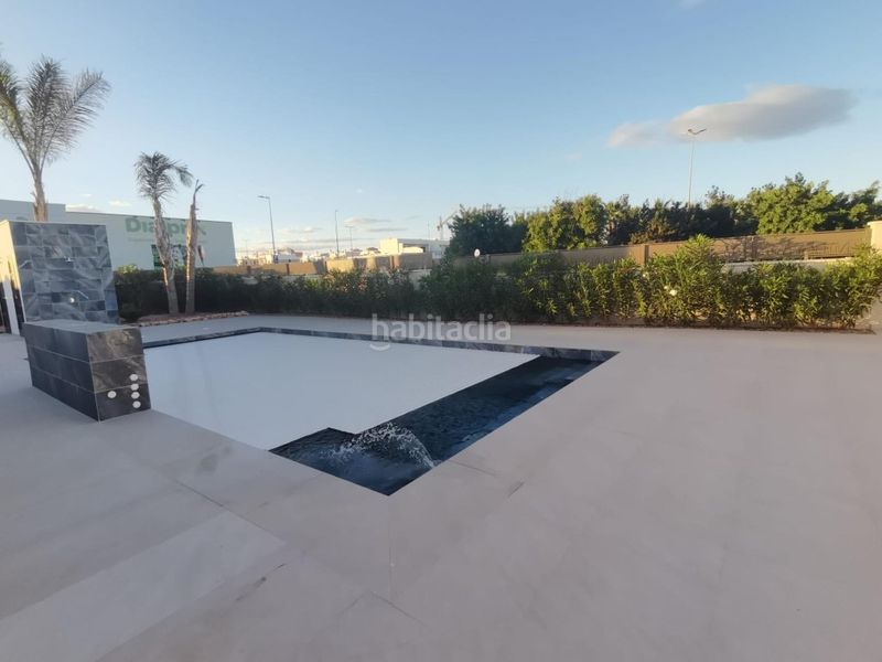 Foto 0e569b64-53d2-4ba4-ac97-a7fc9805ef84. Casa amb piscina a Montesinos (Los)