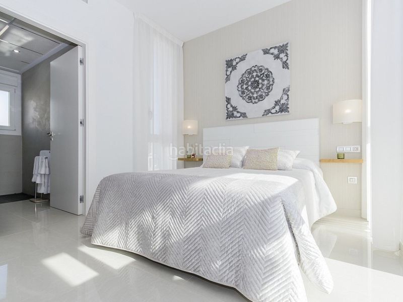 Foto 70c2a425-5838-45fa-9295-7ea2d5ba5845. Casa amb piscina a Montesinos (Los)